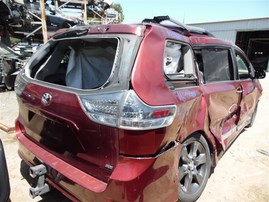 2016 Toyota Sienna SE Burgundy 3.5L AT 2WD #Z24687